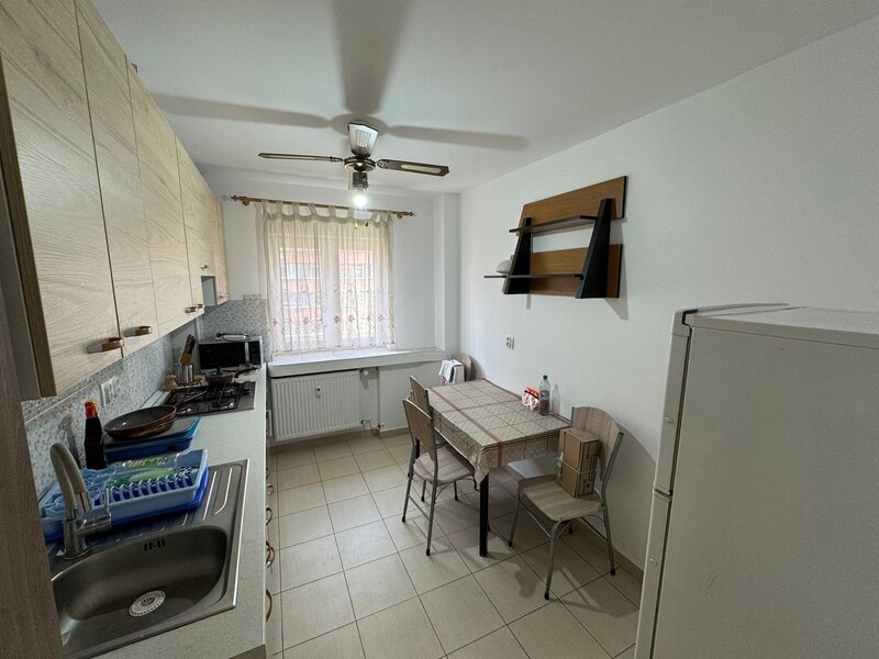 Teiul Doamnei, stradal